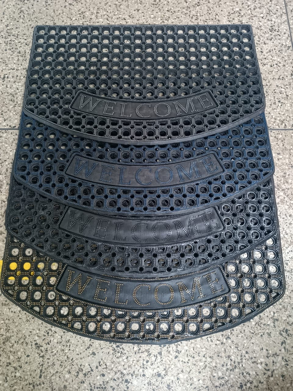 Heavy duty welcome nonslip doormats