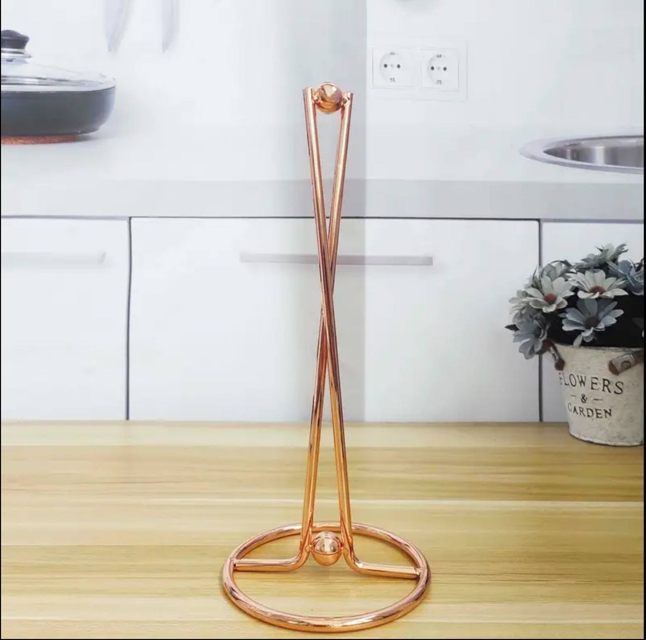 Vertical Iron Paper Towel Holder
Kitchen towel holder