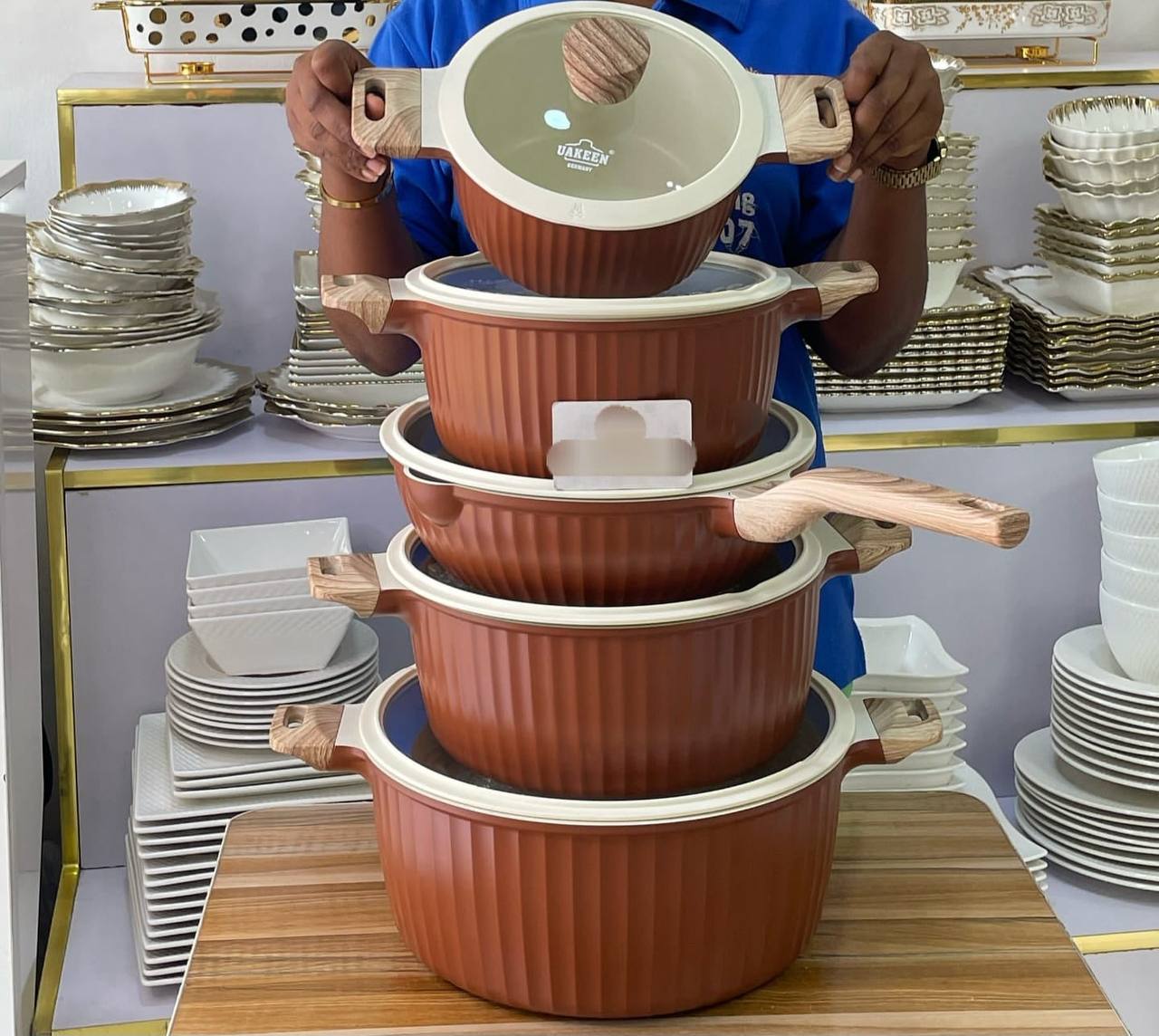 UAKEEN 10pcs Cookware set