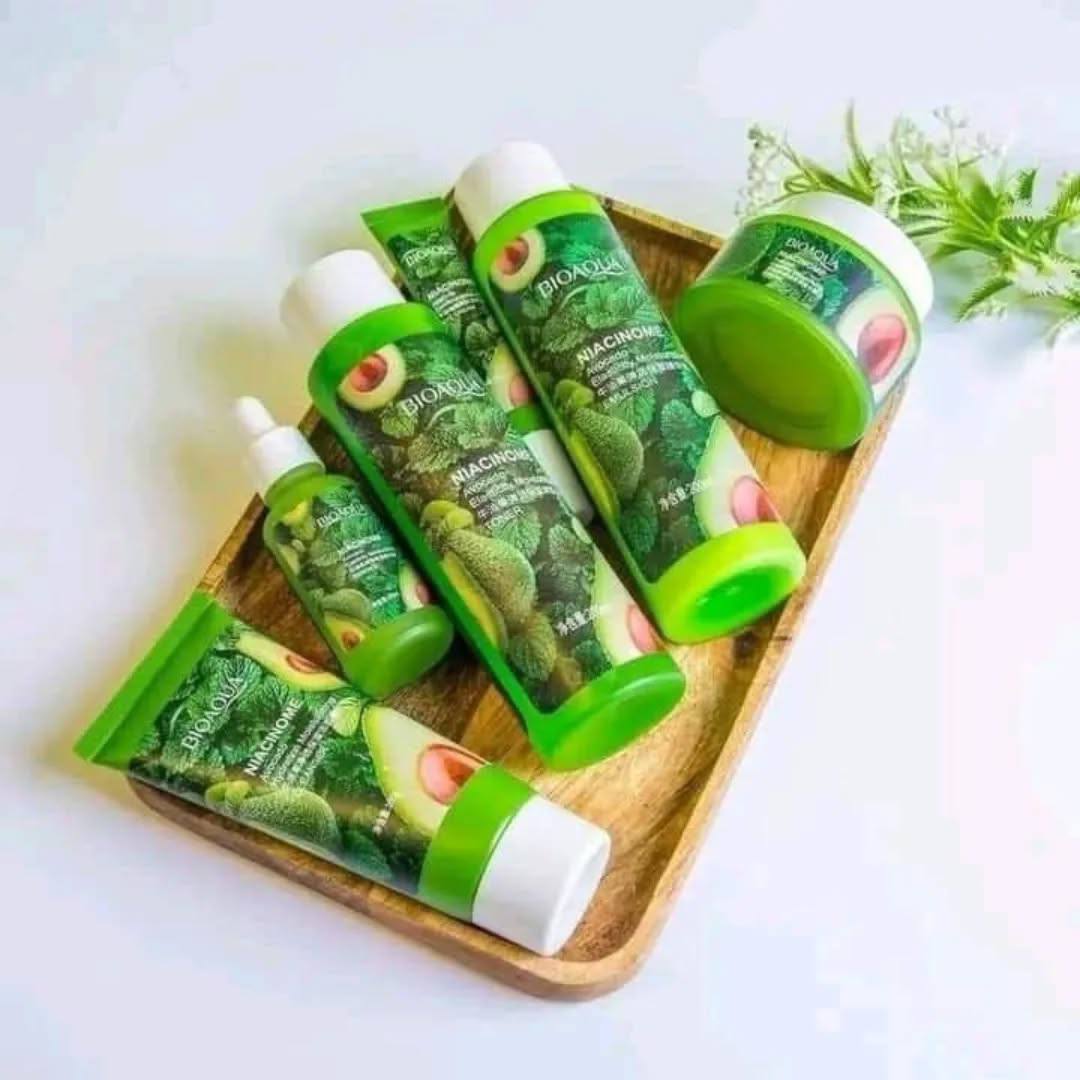 6-piece Avocado skincare set