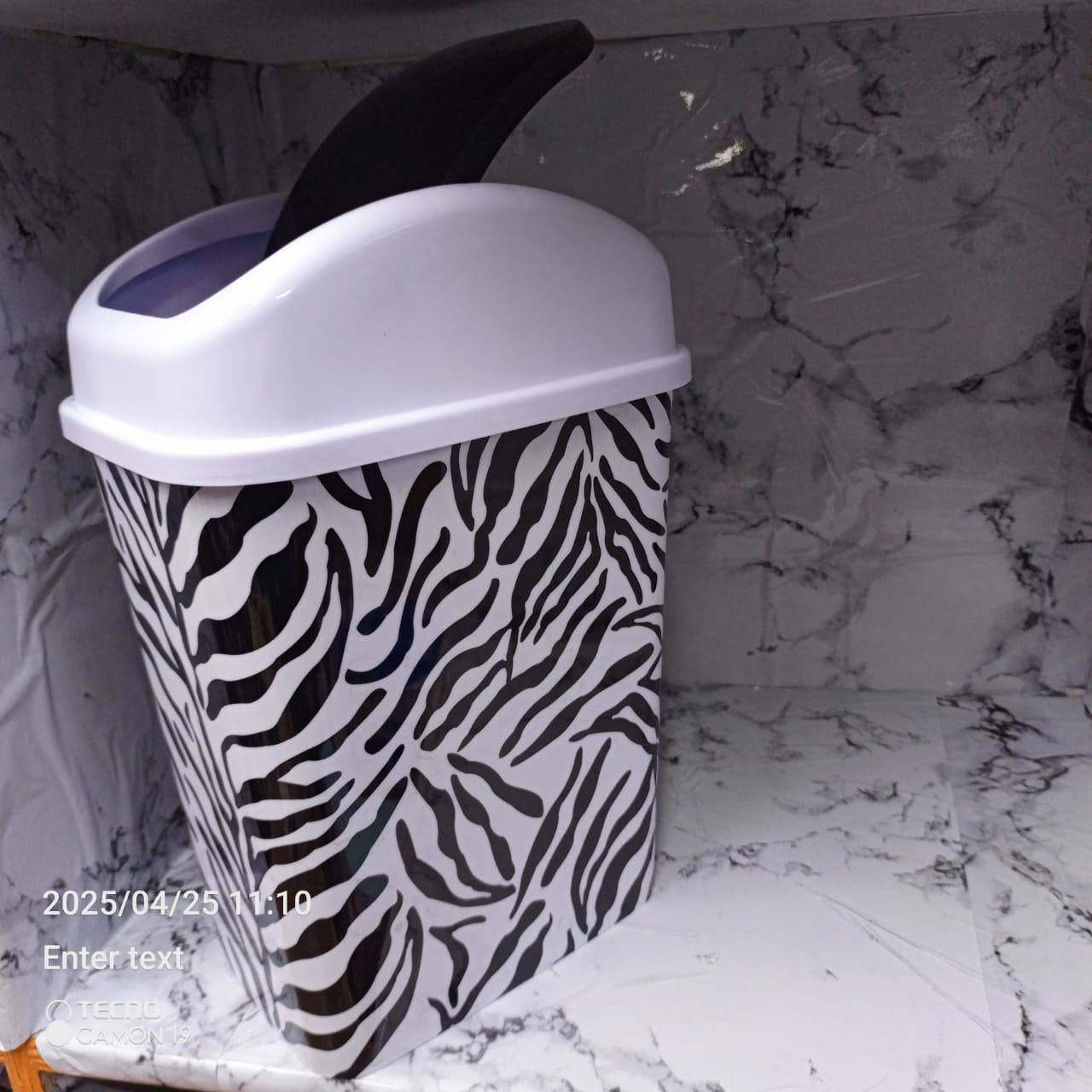 10litres plastic unique and classy dustbins