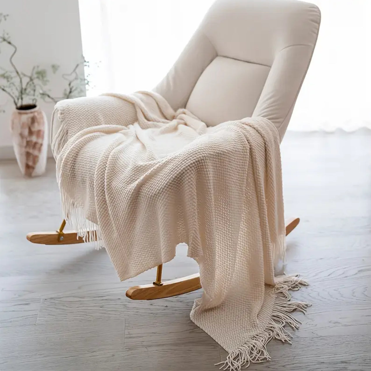 Knitted fleece blankets