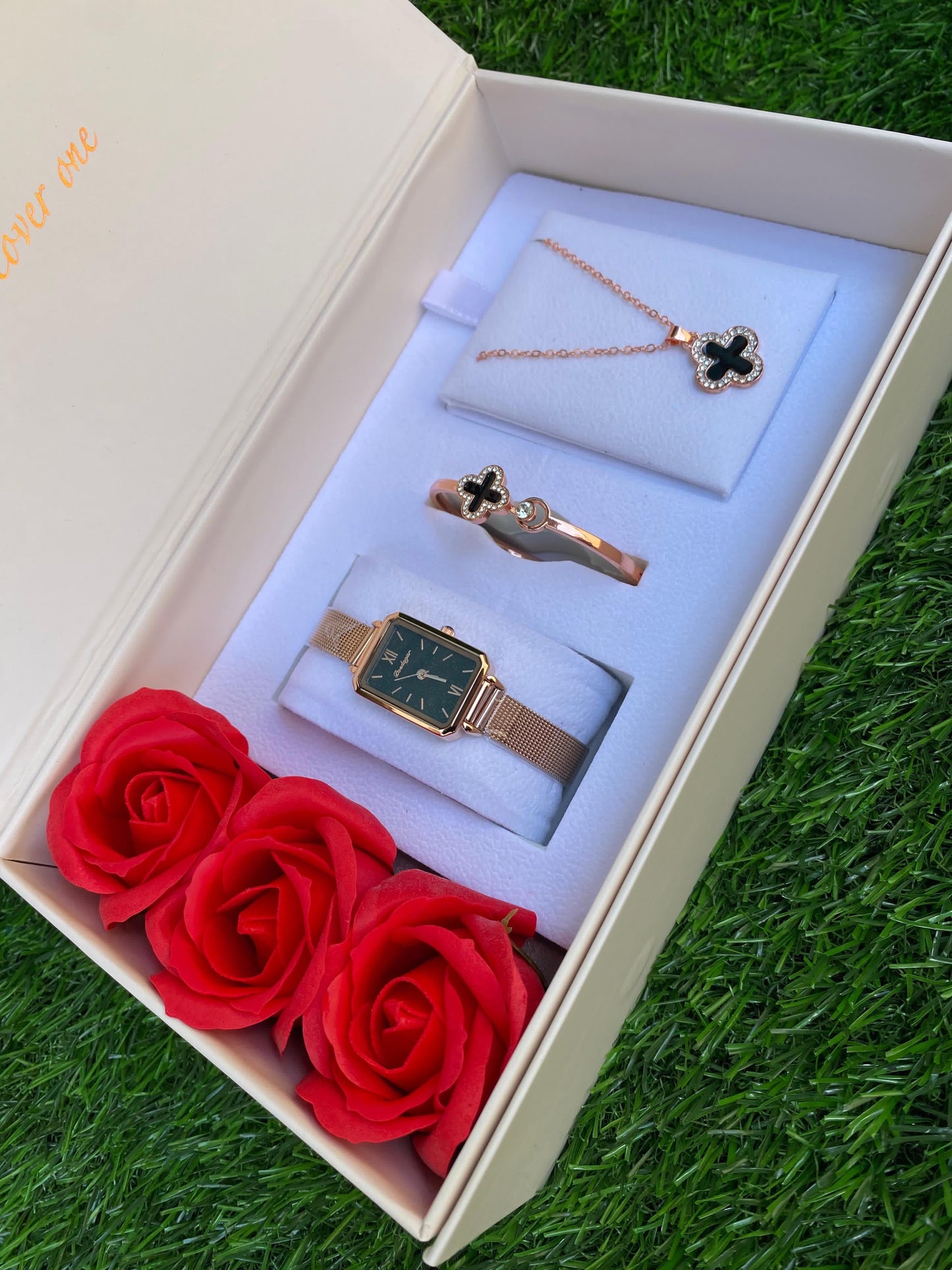 LADIES FLORAL GIFT SET