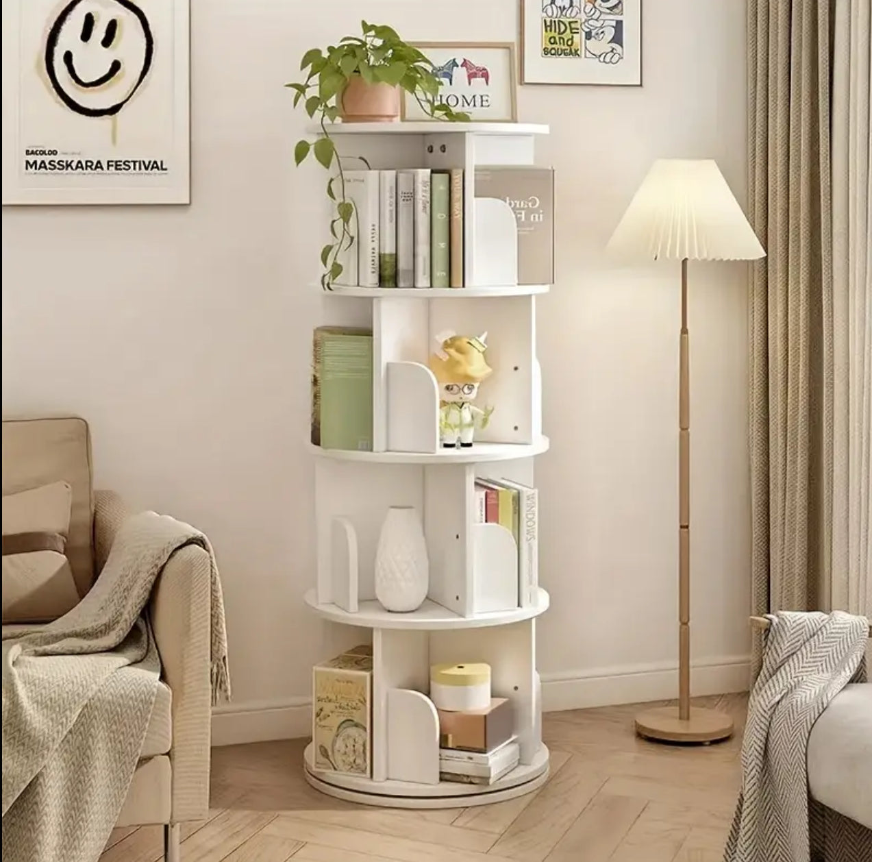 Rotating book shelf
