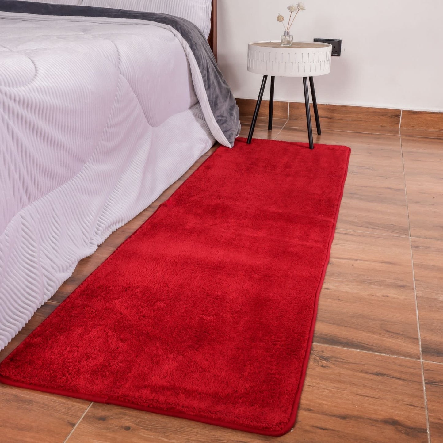 Non Slip Absorbent bedside mat  Soft luxurious  bedside rug