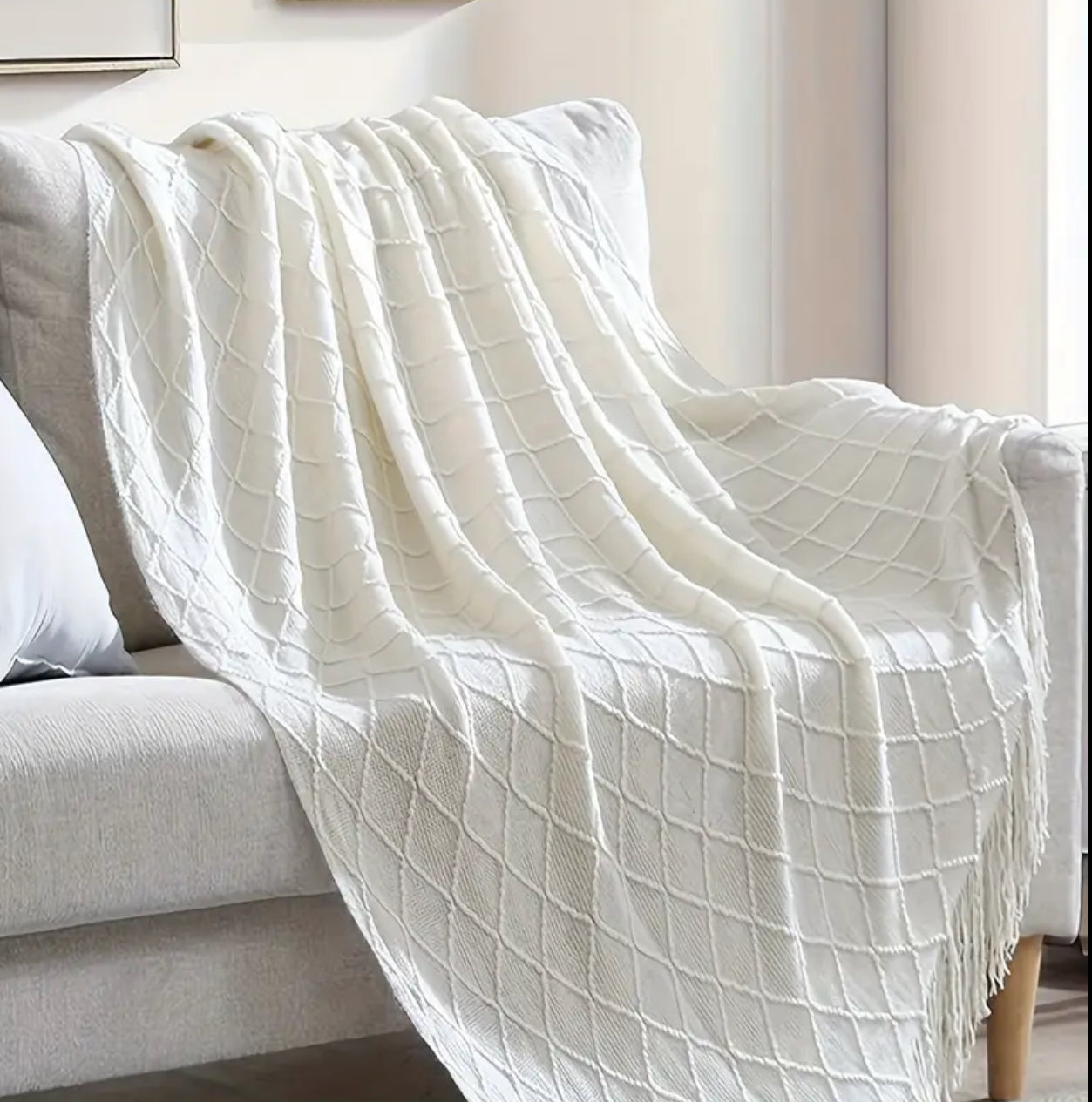 Knitted fleece blankets