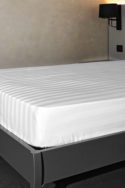 White striped fitted white bedsheets set