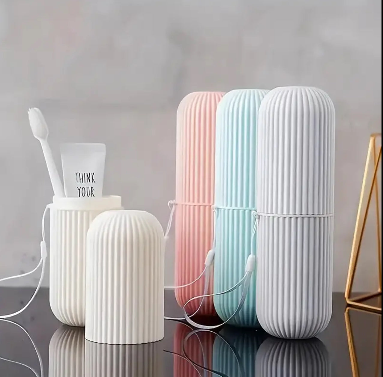 Portable travel toothbrush holder