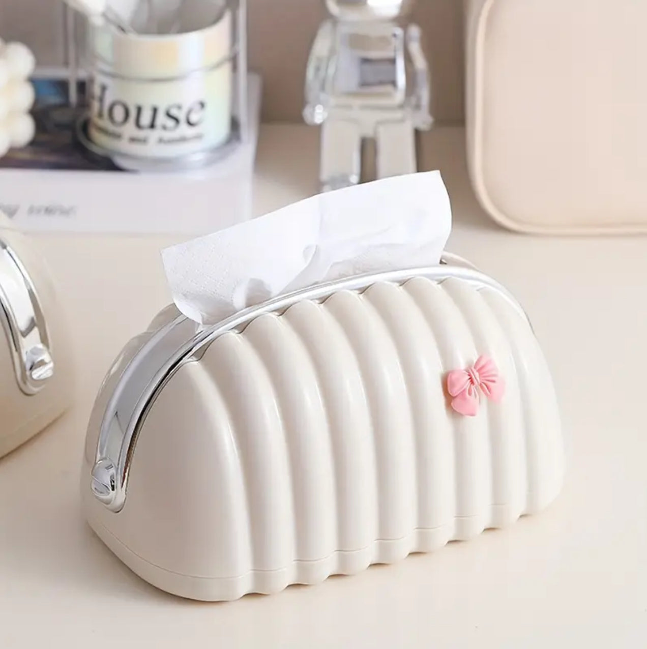 Creamy-White Shell Shaped Tissue Box Cover