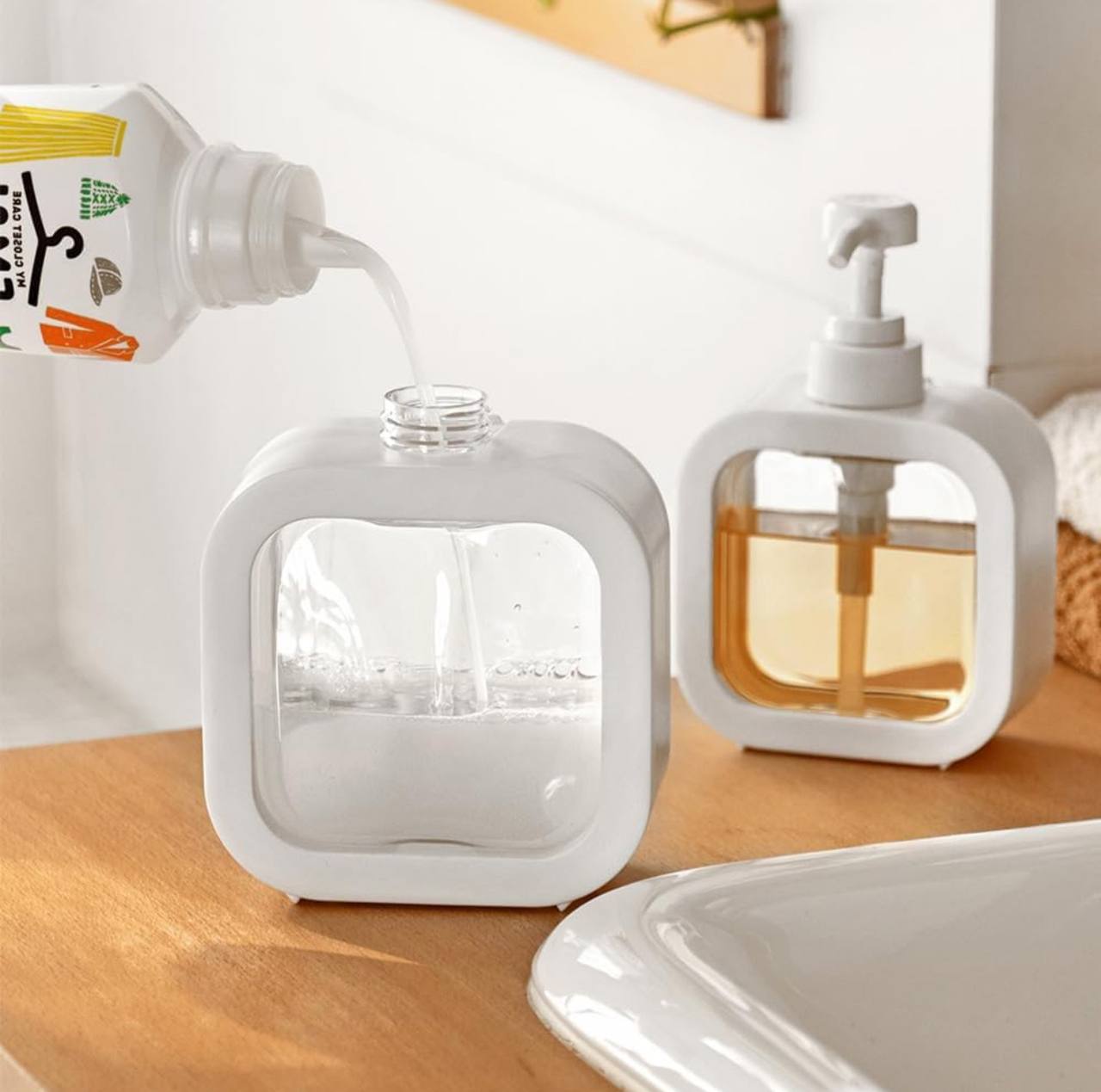 Refillable Dispenser