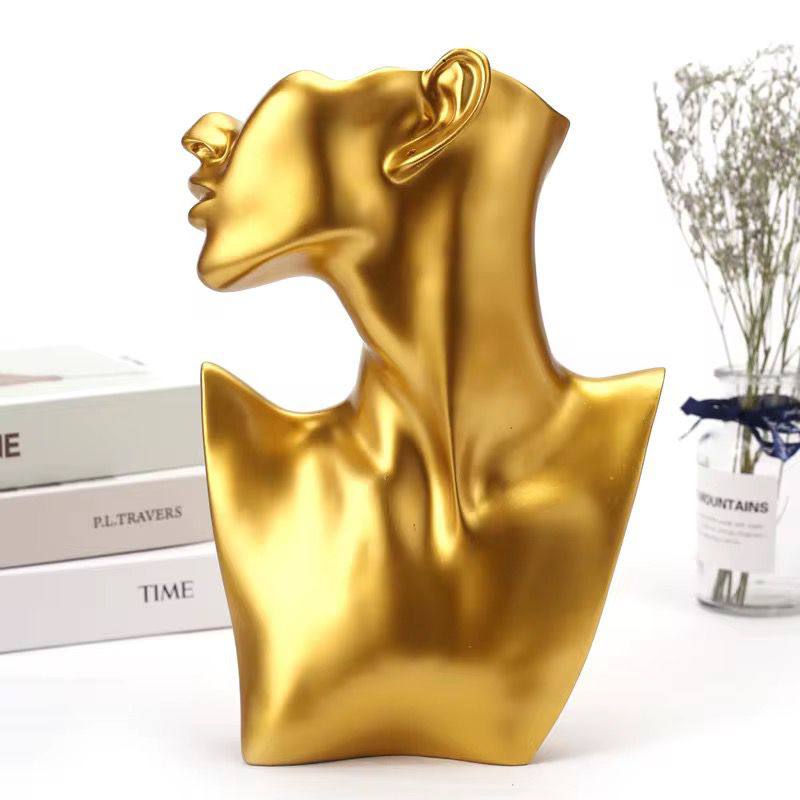 Resin Statue Character Sculpture