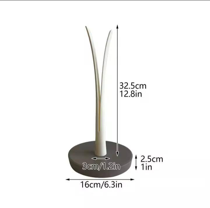 Vertical paper towel holder