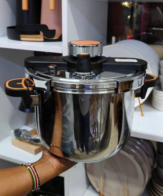 6litre non explosive pressure cooker