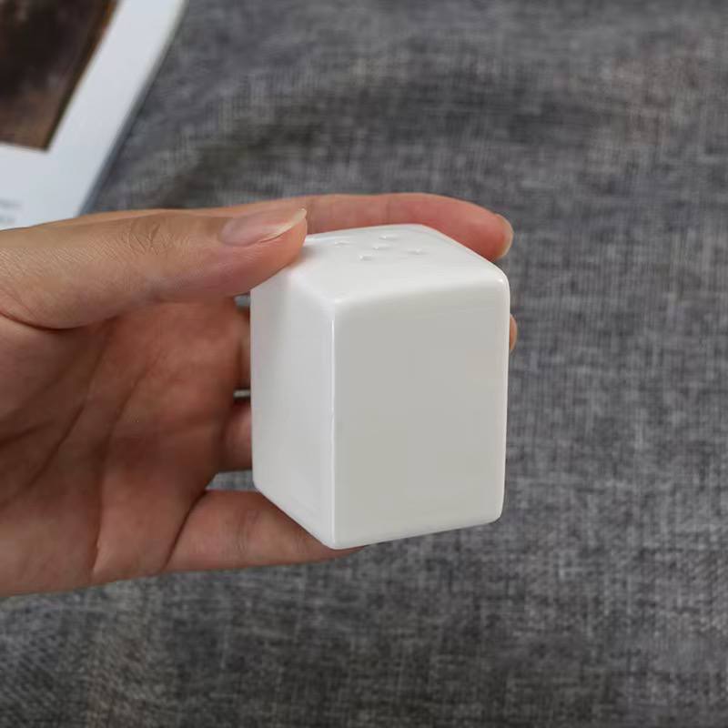 4pc Ceramic pepper shaker square.