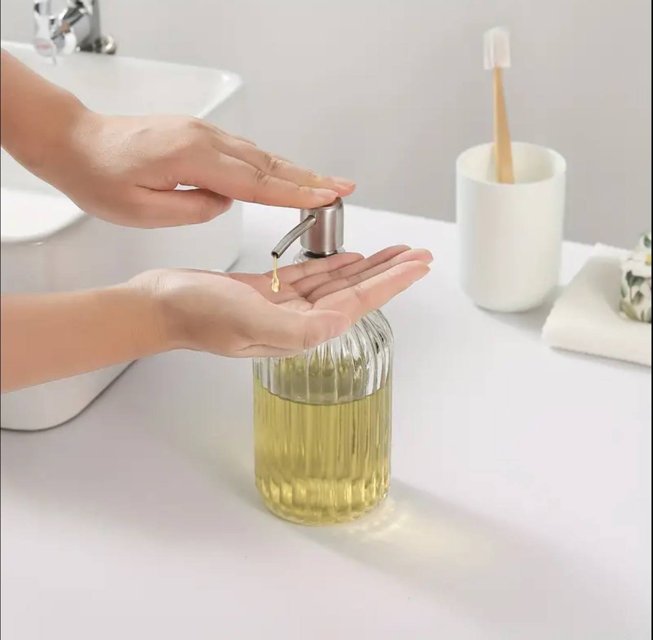 1pc 400ml Liquid Soap Dispenser
