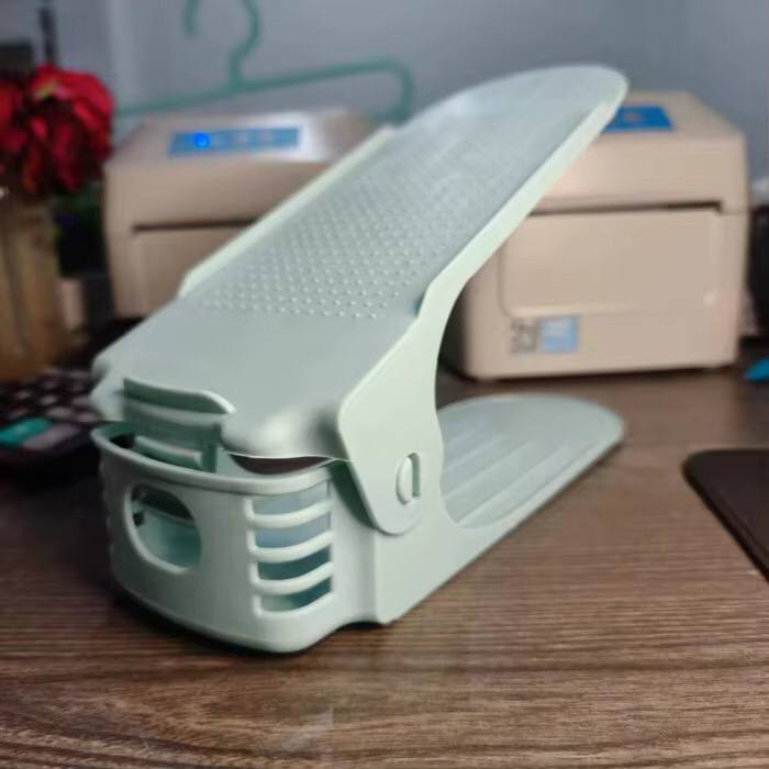 Adjustable shoe slot organizer