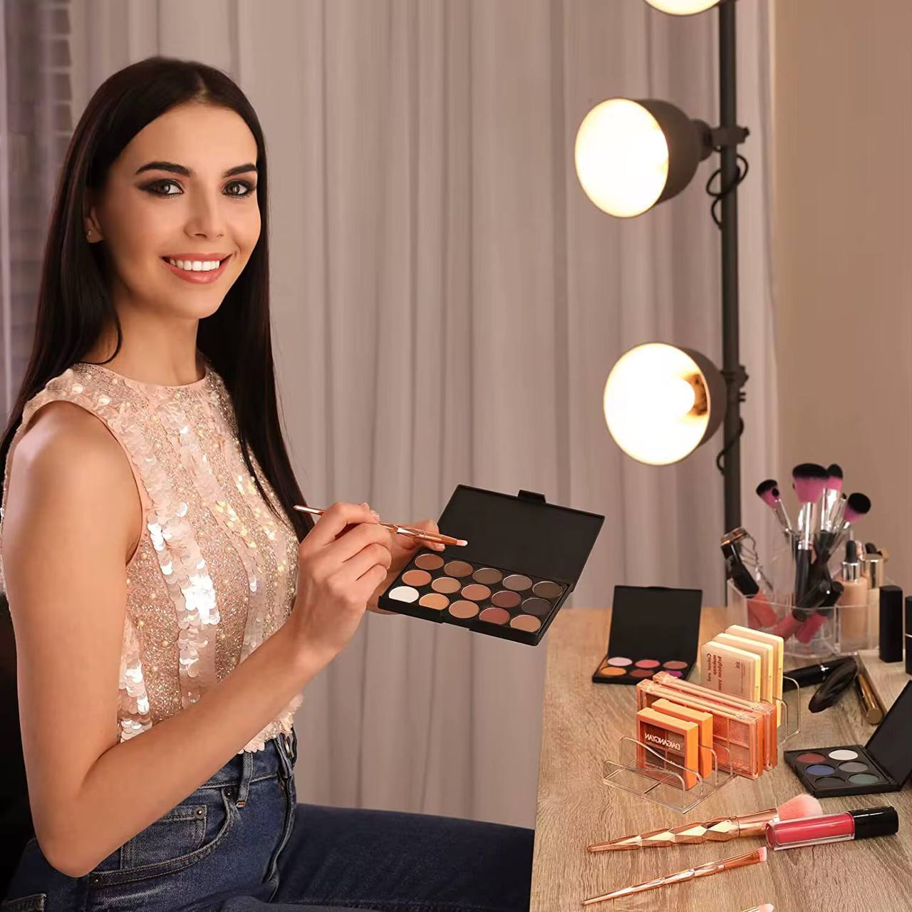 Acrylic Compact Eyeshadow Palette Organizer