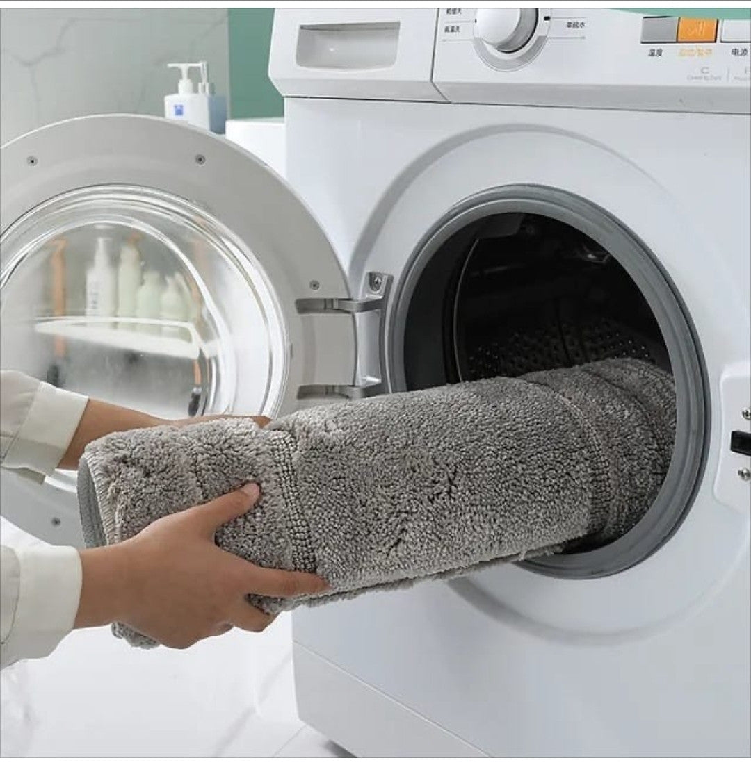 Flocking bathroom mat