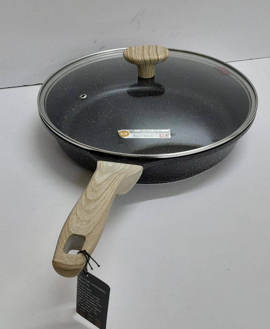 UCC. HEAVY GAUGE granite frying pan