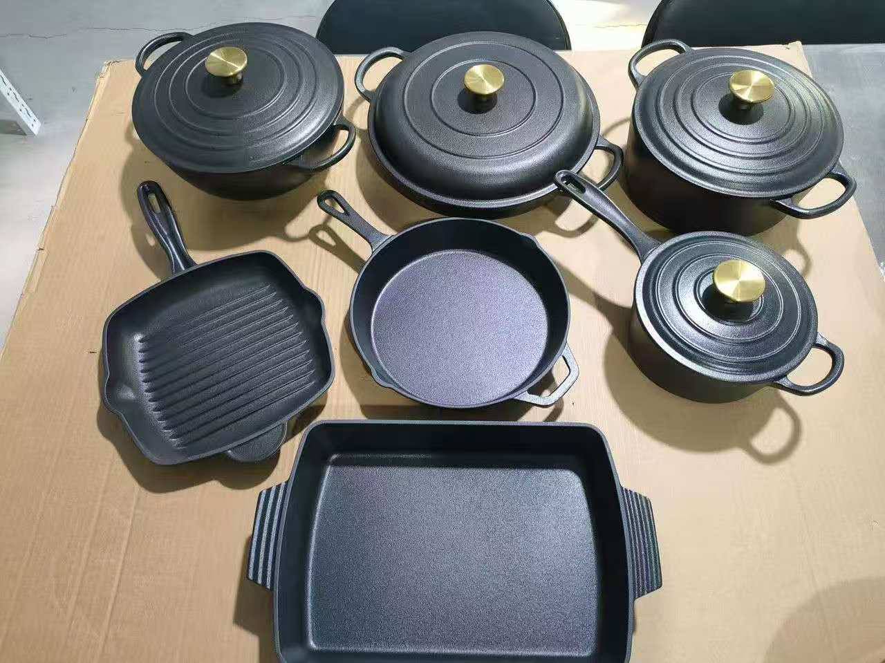 11pcs Black Cast iron cooking pots