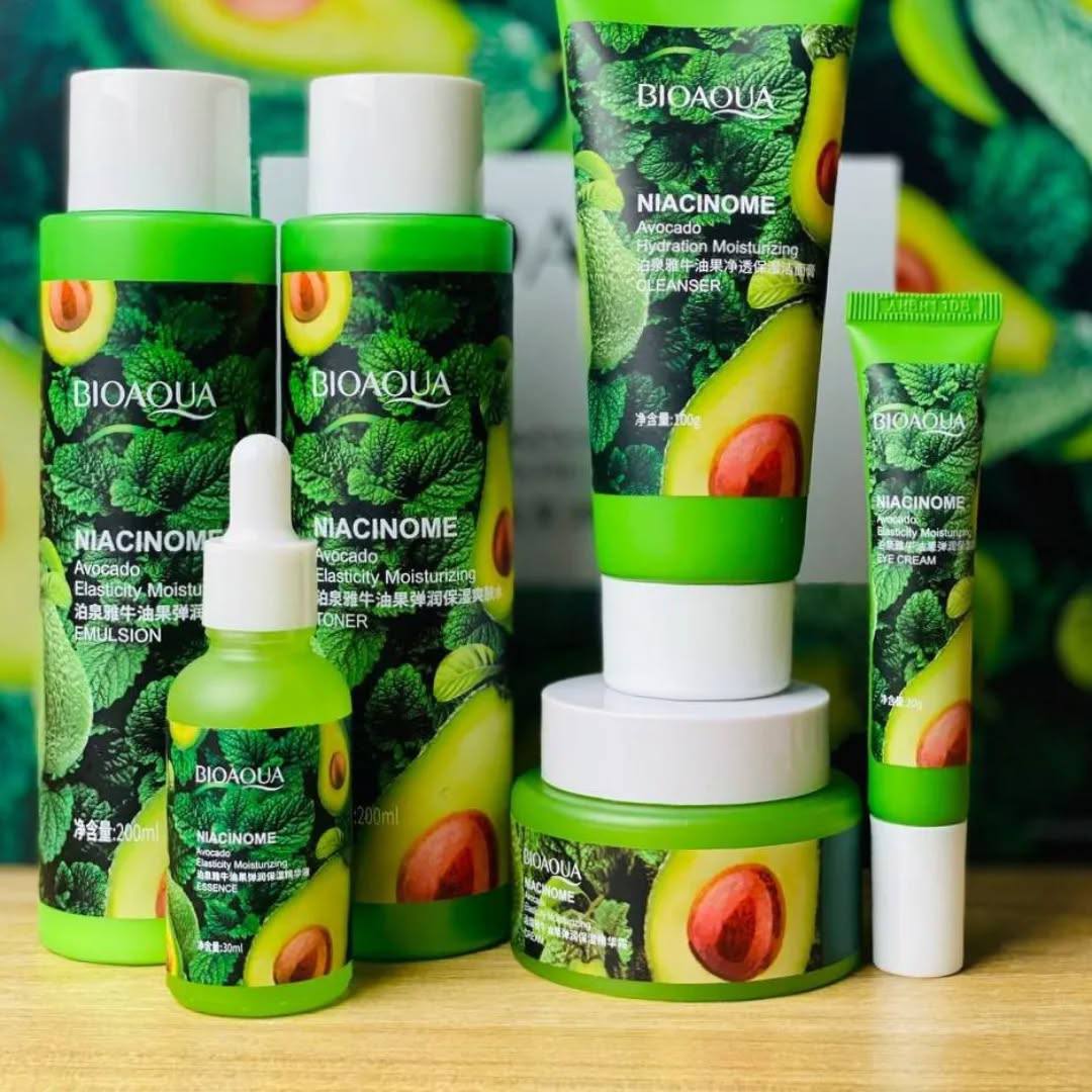 6-piece Avocado skincare set