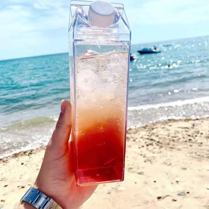 1L acrylic fridge bottle