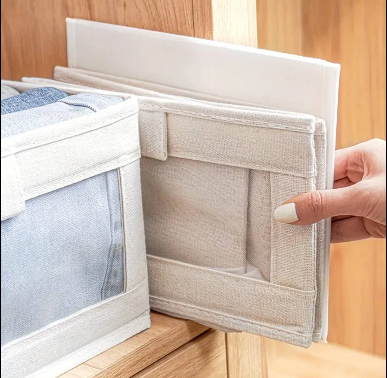 Wardrobe storage organizers