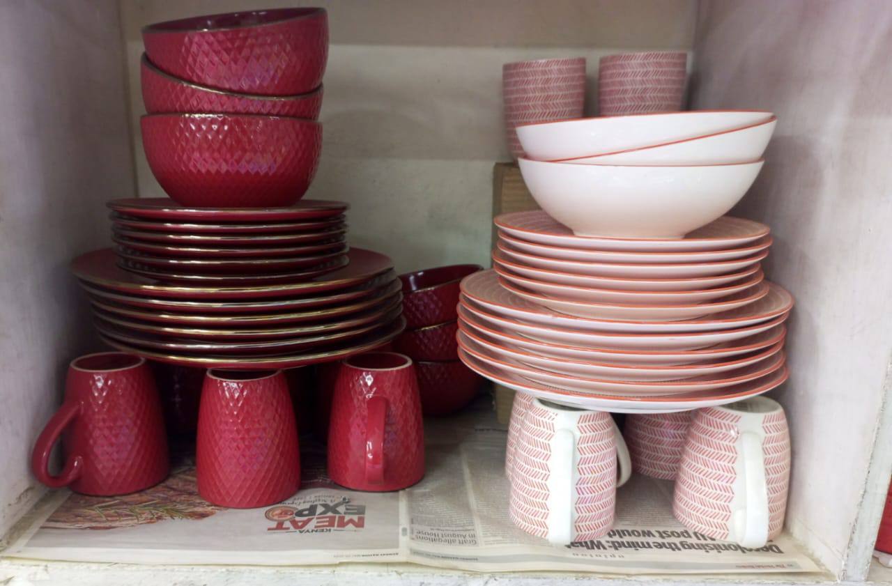 24 PCs dinner set