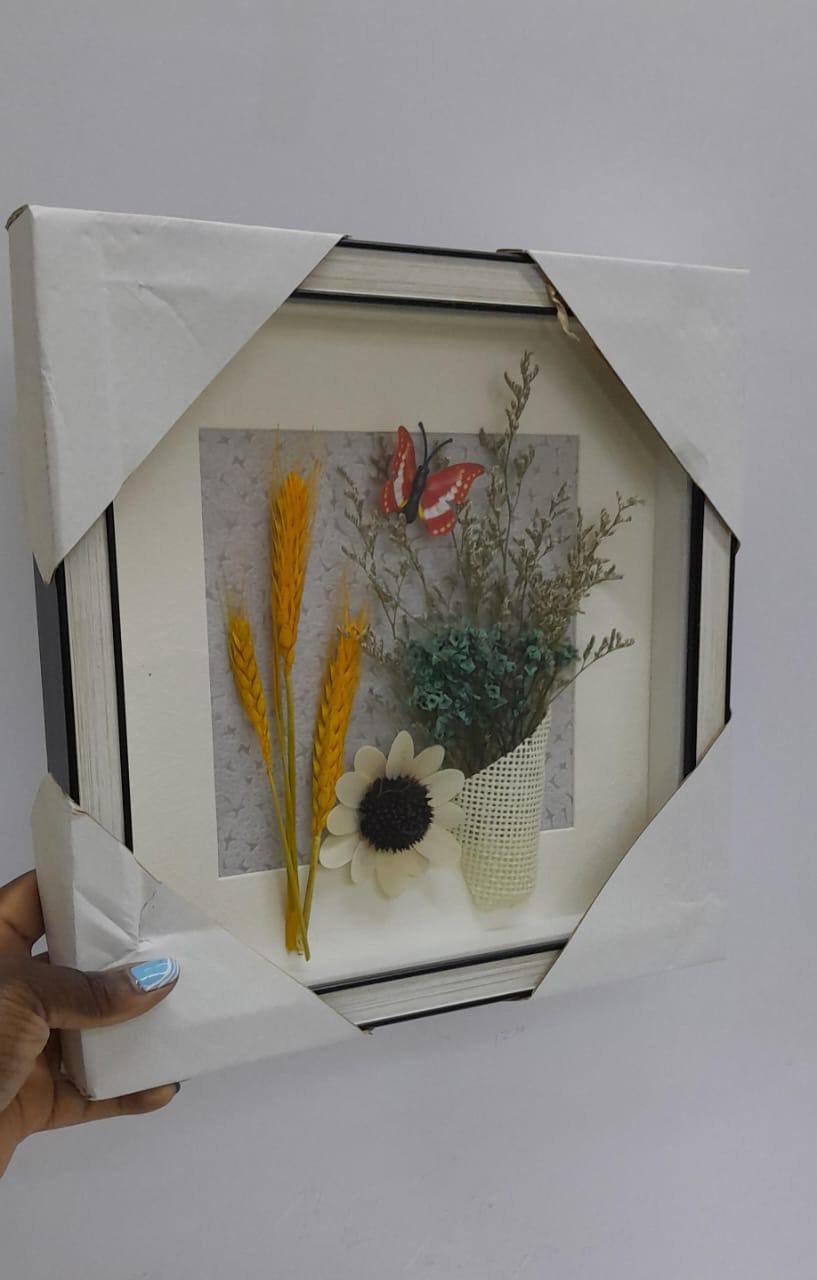 Wall hanging deco frame