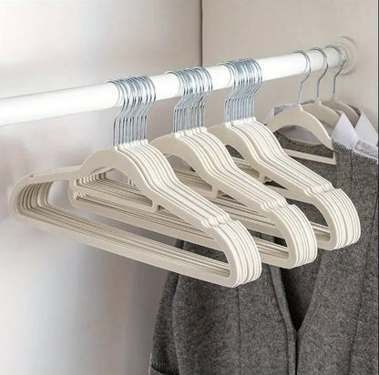 10pc velvet hangers