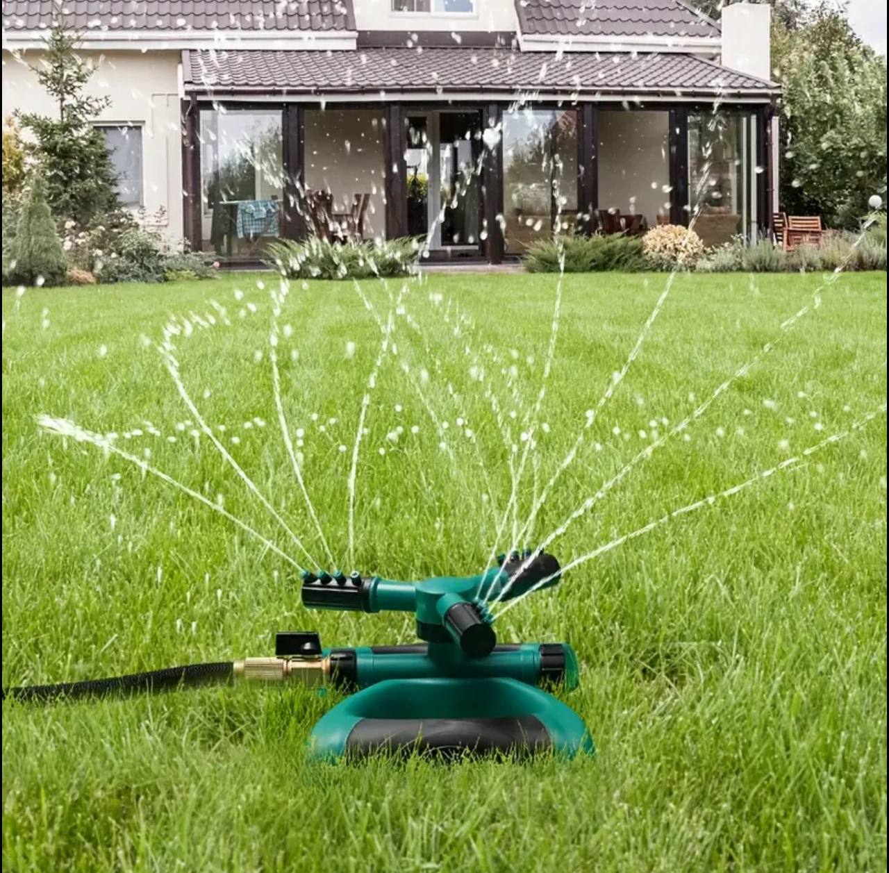 3 arm garden sprinkler