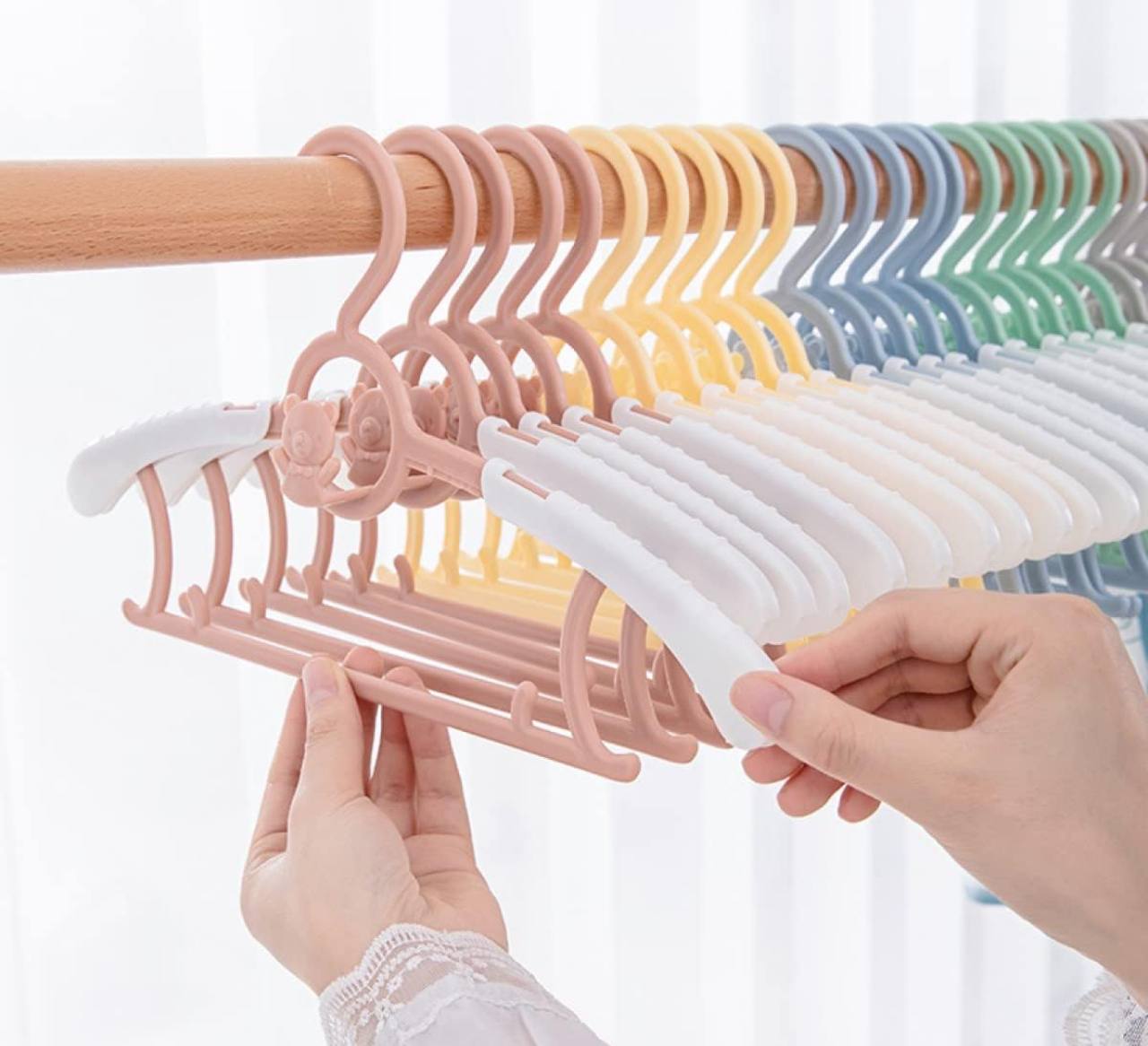 10 piece Kids hanger