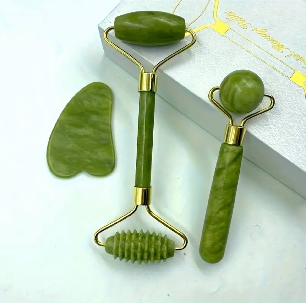 3 in 1Jade Roller & Gua Sha Set