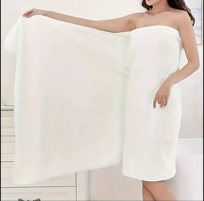 white large cotton towels