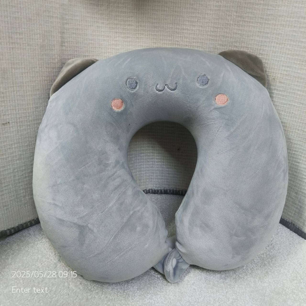 Travelling pillow