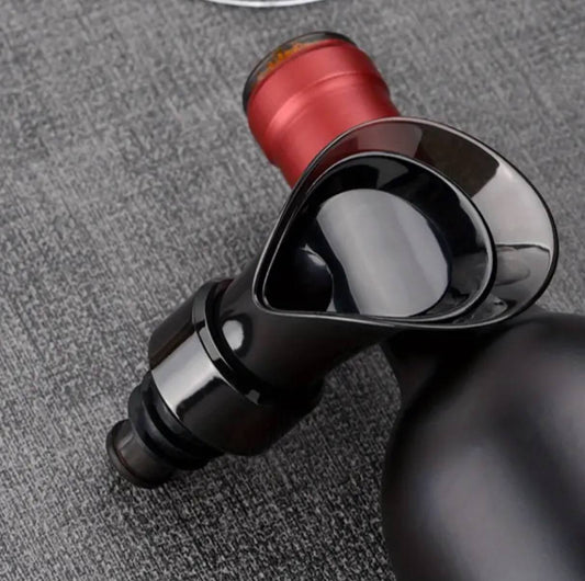 2 in 1 wine pourer cum stopper