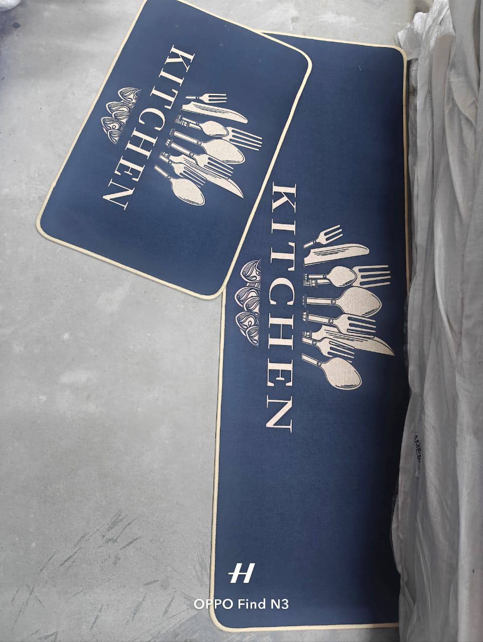 2pcs Rubber Binded kitchen mats