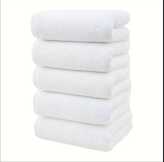 white large cotton towels