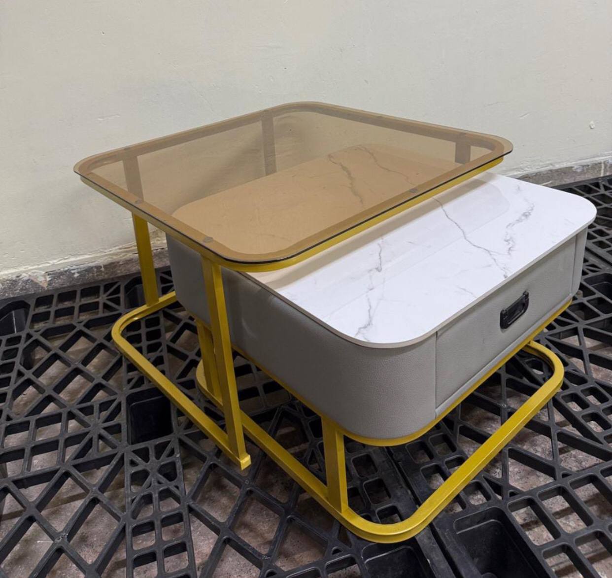 2 in 1 glass nesting table