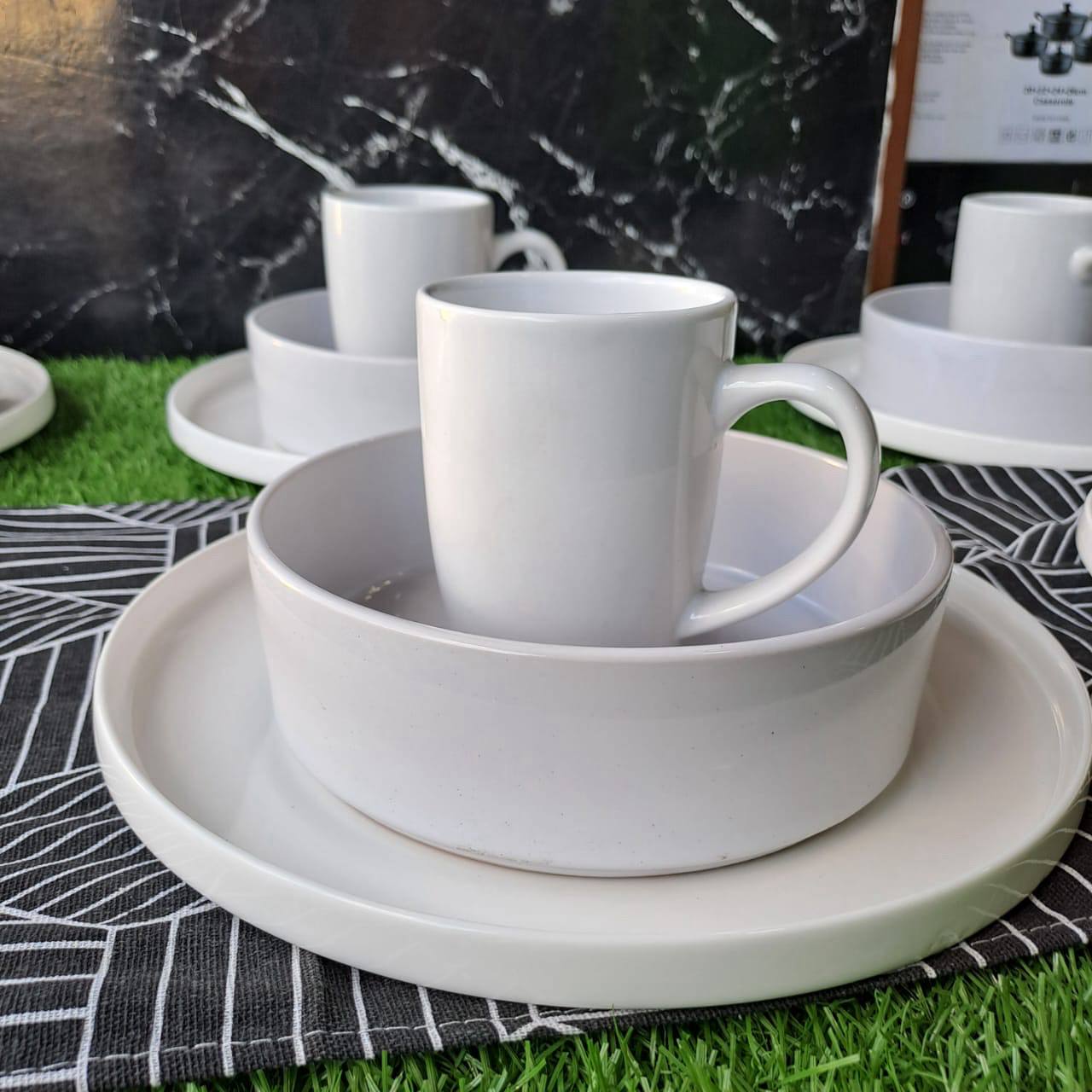 18pc dinning set