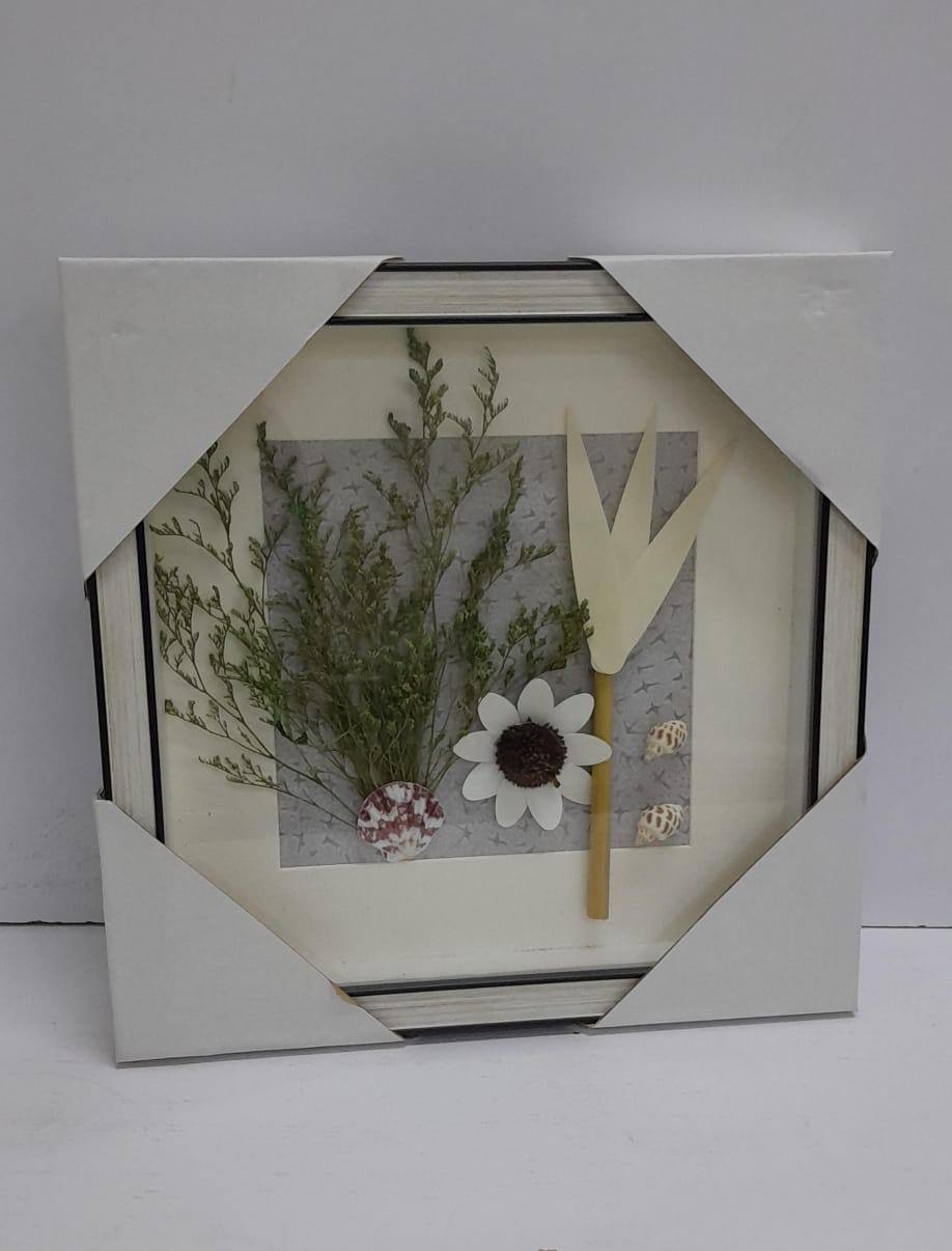 Wall hanging deco frame