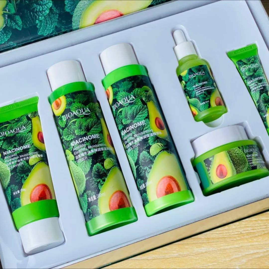 6-piece Avocado skincare set