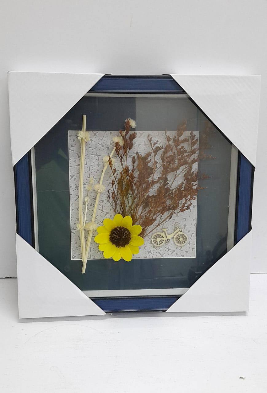 Wall hanging deco frame
