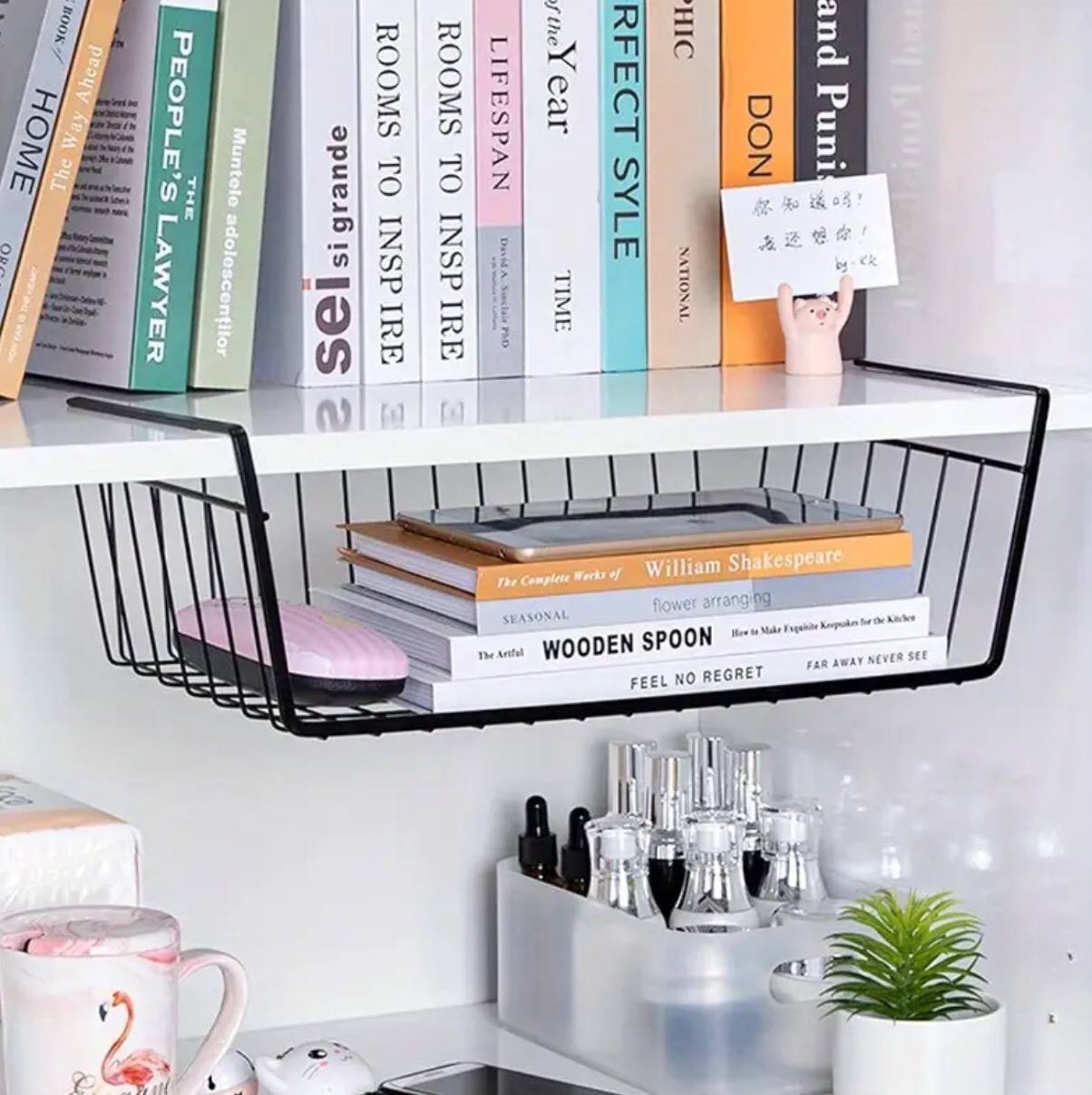 Under shelf organizer